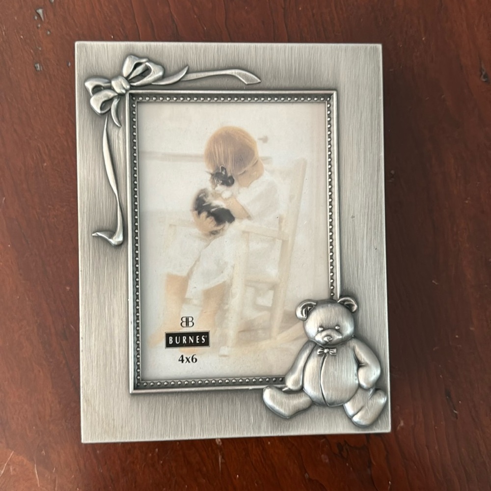 Vintage Burnes Early Years Photo Album Diecart Cover 4x6 Baby Picture Frame Book
